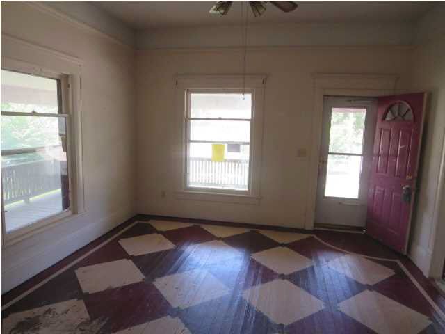 1715 W Dayton Ave, Wichita, KS 67213