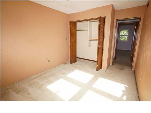125 S Willow Dr, Derby, KS 67037