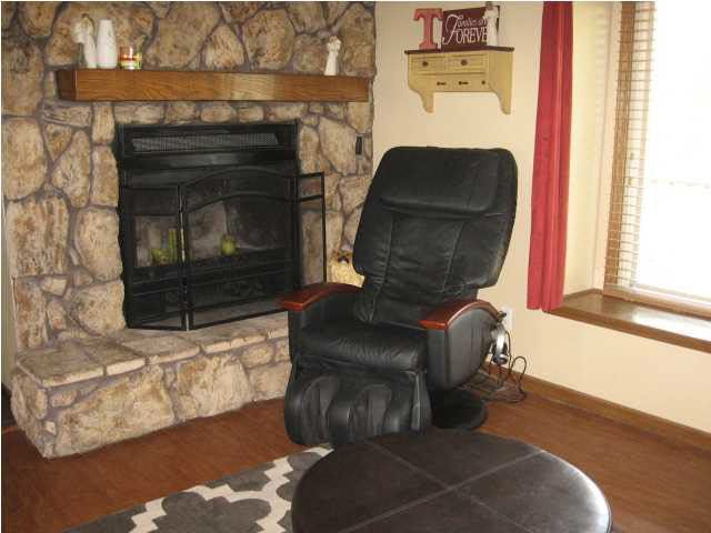 225 W Swanee Dr, Goddard, KS 67052