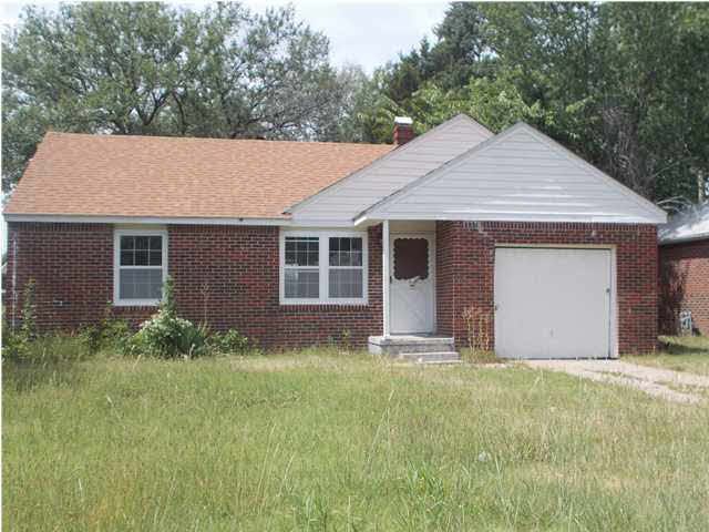 851 S Lightner, Wichita, KS 67207
