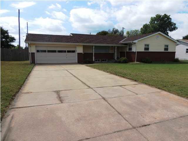 4725 E Pembrook, Wichita, KS 67220