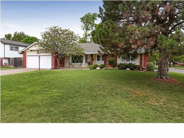 6614 E Abbotsford, Wichita, KS 67206