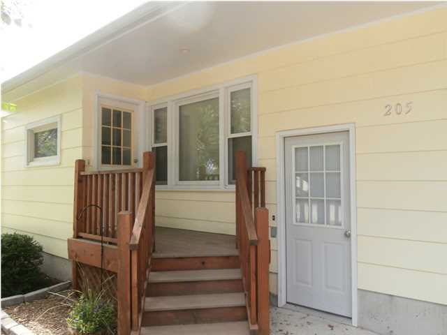 205 Beverly, Newton, KS 67114