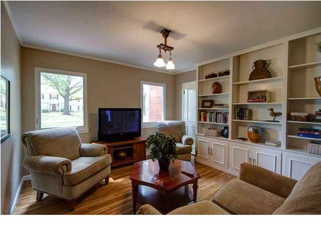 20 E Lynwood, Eastborough, KS 67207
