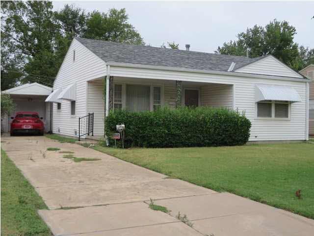 2202 E Ward St, Wichita, KS 67211