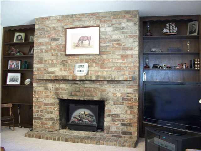 824 E Morningview, Derby, KS 67037