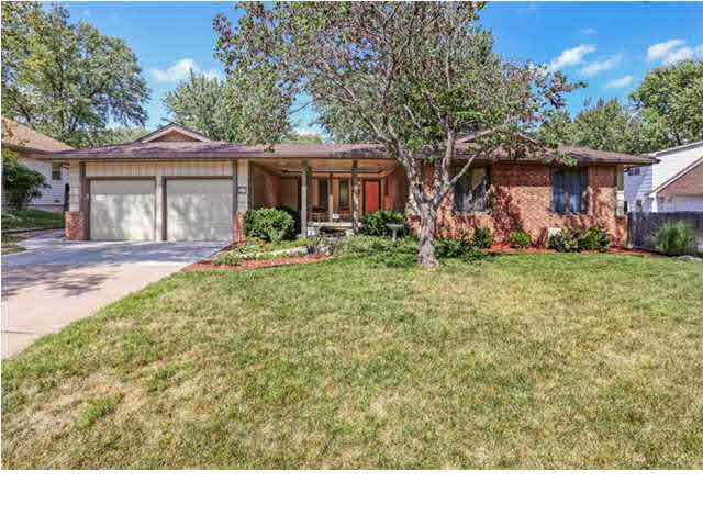 824 E Sunrise St, Derby, KS 67037