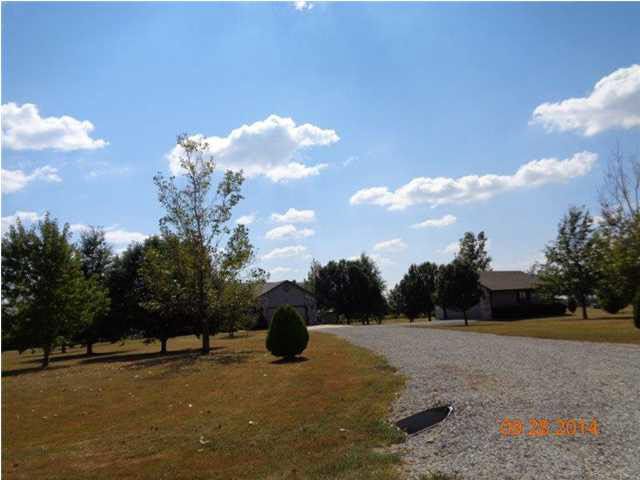 7311 E 58th St S, Derby, KS 67037