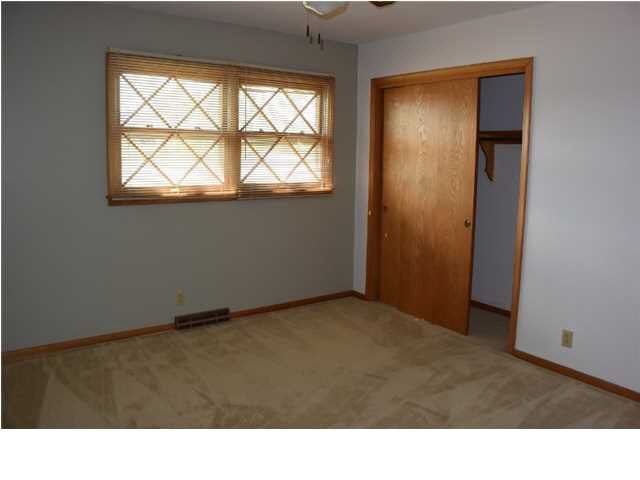 8008 E Peach Tree, Wichita, KS 67207
