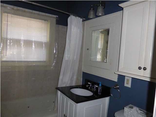 141 N Bluff, Wichita, KS 67208
