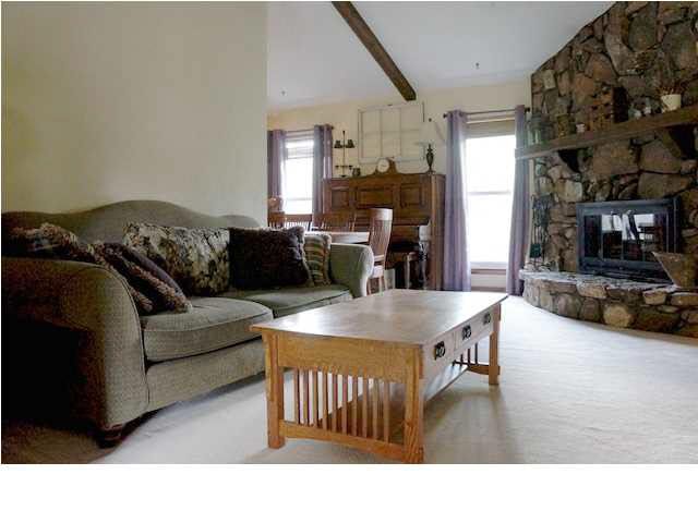 318 S Hillcrest Ct, Andover, KS 67002