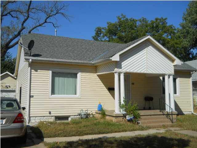 741 S Grove, Wichita, KS 67211