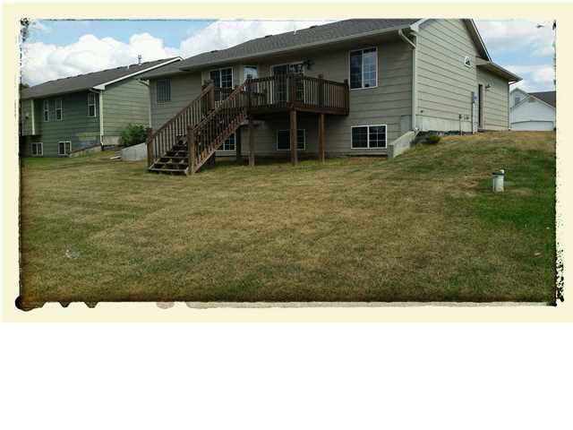 2027 N Whitetail Ct #181253099, Mulvane, KS 67110