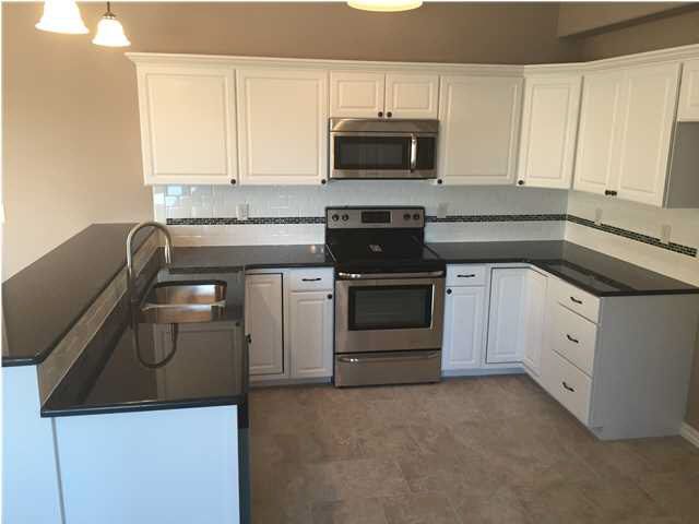 5326 N Rock Spring Rd, Bel Aire, KS 67226