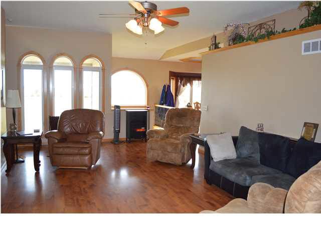 21500 W 87th St S, Viola, KS 67149