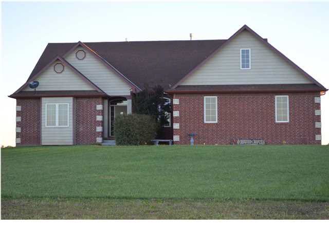 21500 W 87th St S, Viola, KS 67149