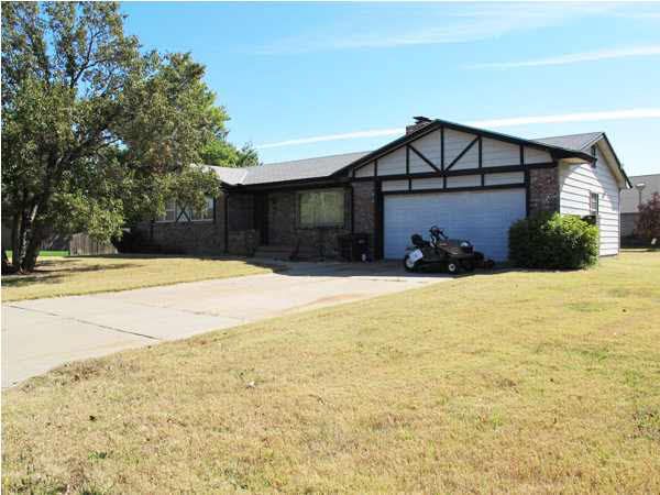 520 S Floyd, Wichita, KS 67209