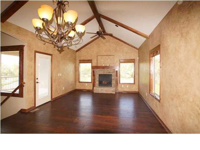 2319 N Flutter Ln, Wichita, KS 67228