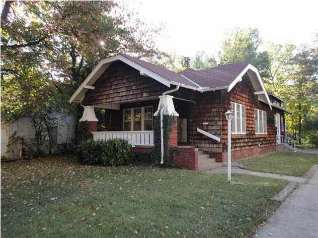 4327 E Waterman St, Wichita, KS 67218