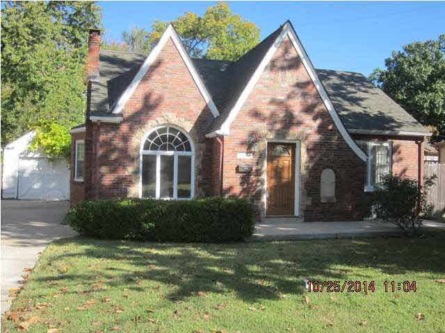 3330 E Mt Vernon, Wichita, KS 67216
