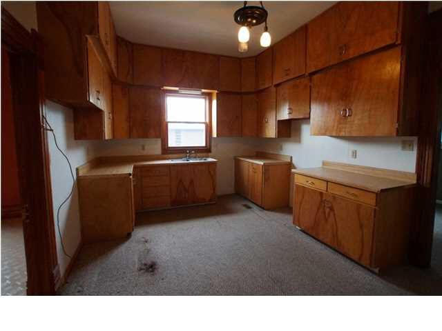 230 N Ash, Valley Center, KS 67147