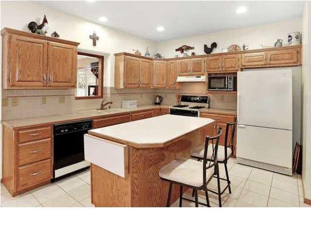 1340 N Broadmoor, Derby, KS 67037