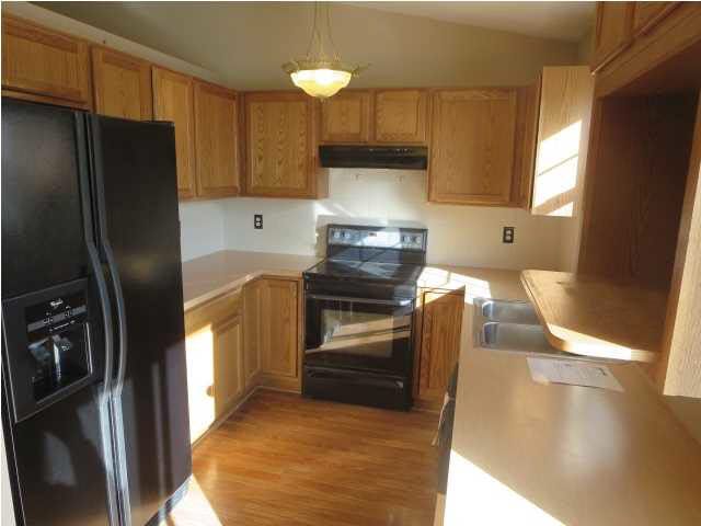 2549 E Cambridge Ct, Park City, KS 67219