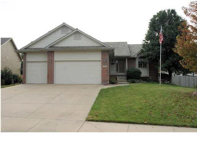 1020 S Arbor Meadows St, Derby, KS 67037