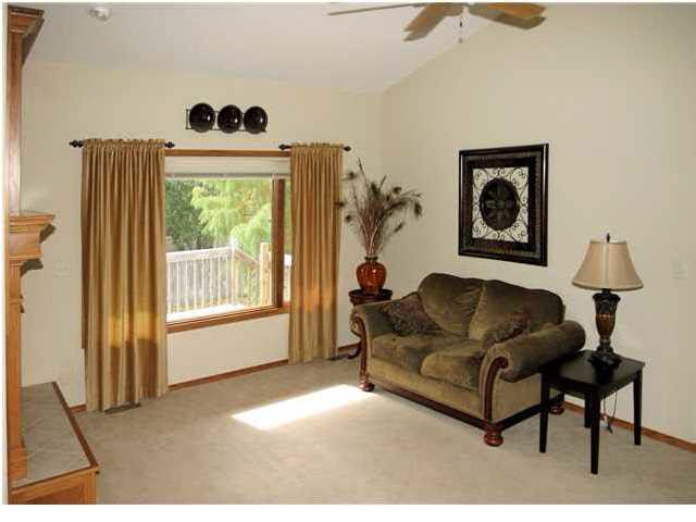 1020 S Arbor Meadows St, Derby, KS 67037