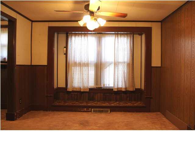 2228 S Ida, Wichita, KS 67211