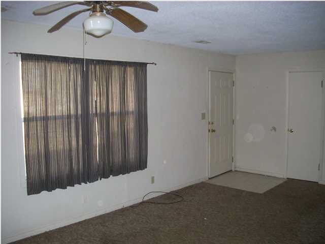 151 E 44th South, Wichita, KS 67216