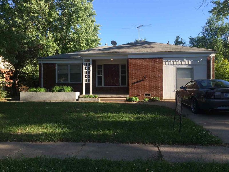 1401 E Jump, Wichita, KS 67216
