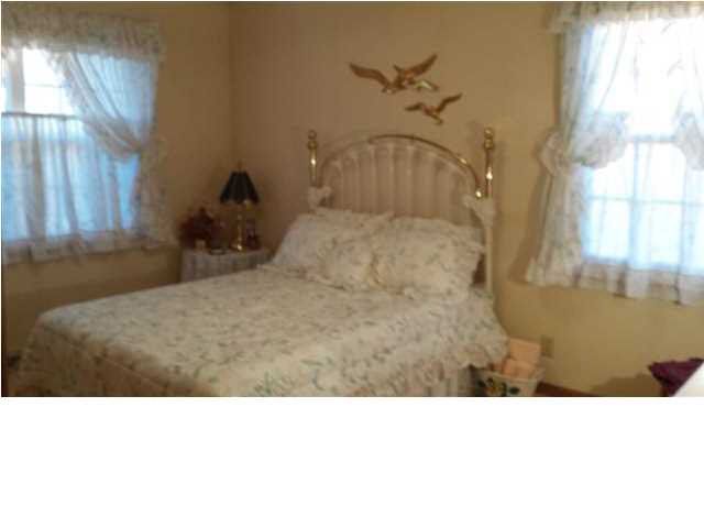 1714 SE 36th, Newton, KS 67114