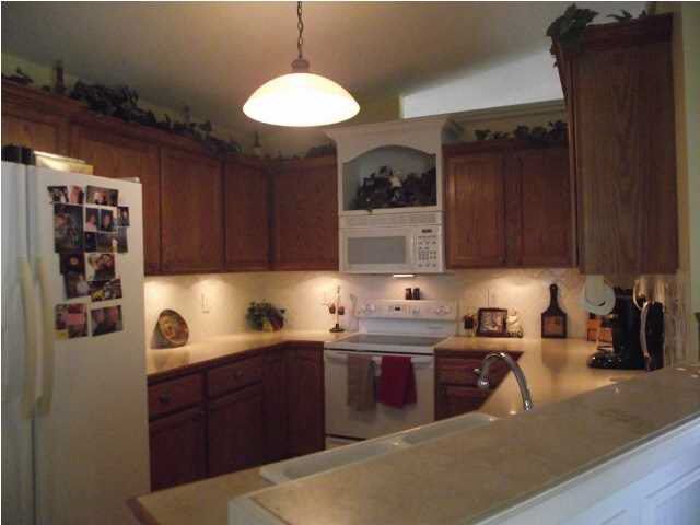 2232 S Rutledge St, Wichita, KS 67209