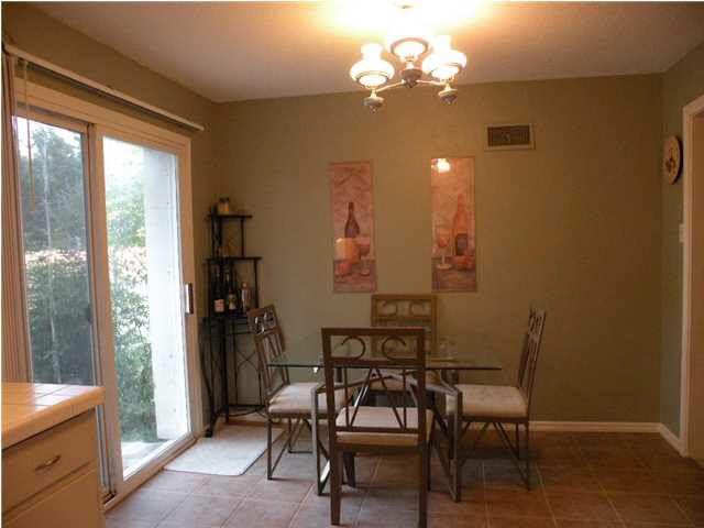 6132 E Rockwood Rd, Wichita, KS 67208