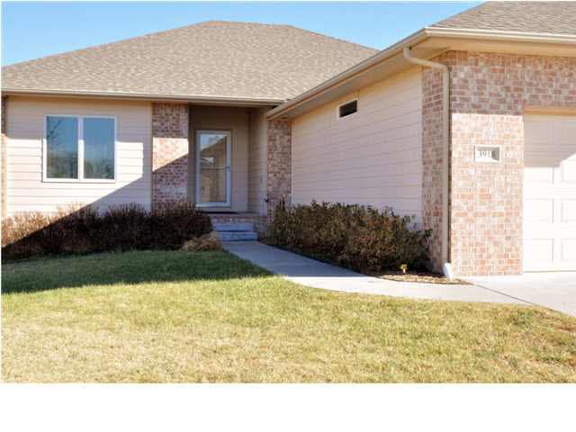 3918 S Linden St, Derby, KS 67037