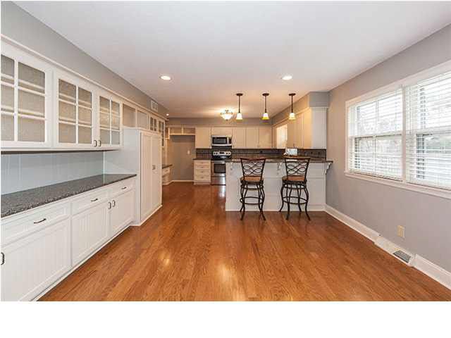 8619 E Brookhollow, Wichita, KS 67206