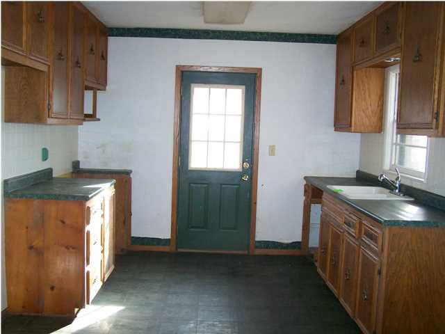 126 Jefferson, Sedgwick, KS 67135
