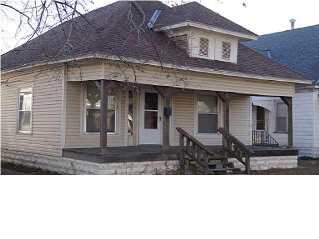 804 S Market, Wichita, KS 67211