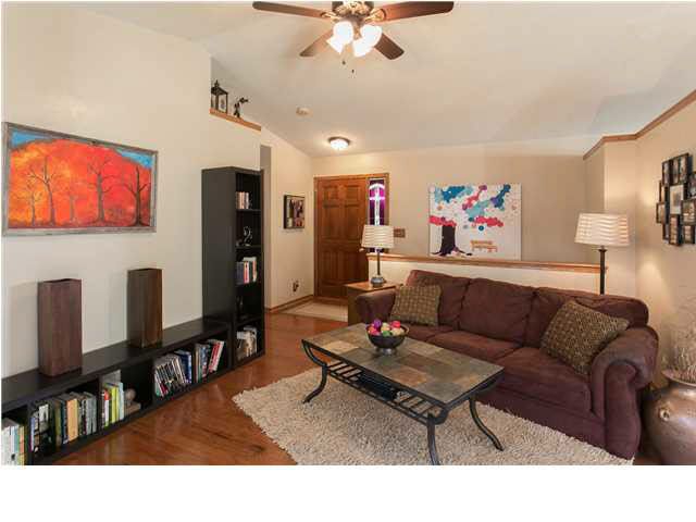 2506 S Beech St, Wichita, KS 67210