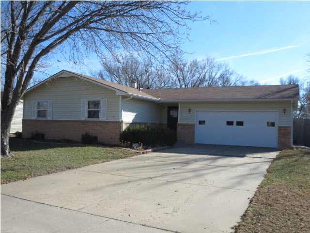 5801 E Denise, Bel Aire, KS 67220