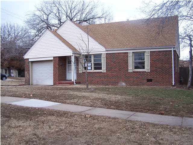 4802 E Morris, Wichita, KS 67218