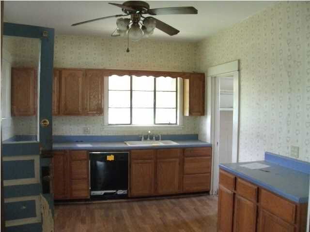 105 S Martin St, Turon, KS 67583