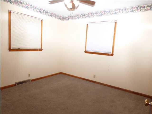 218 E Maryland St, Derby, KS 67037
