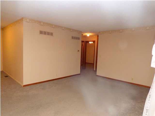 218 E Maryland St, Derby, KS 67037