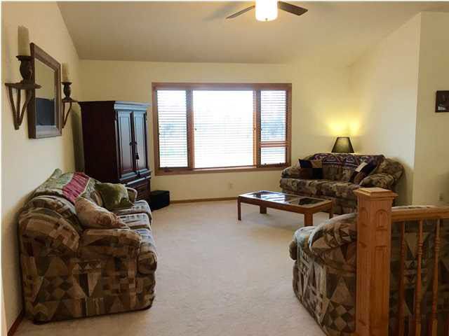 4961 N Parkhurst Ct, Bel Aire, KS 67220