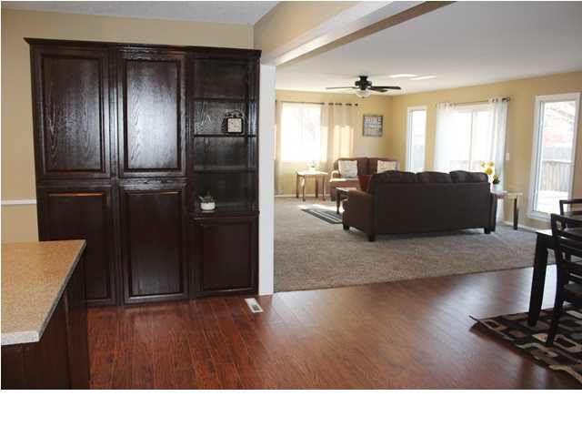 9209 E Lincoln Ct, Wichita, KS 67207