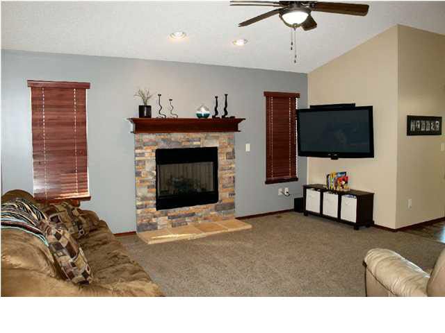 2302 Highridge Ct, Park City, KS 67219