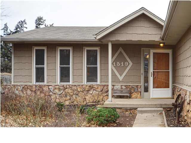 1519 E Maple St, Derby, KS 67037