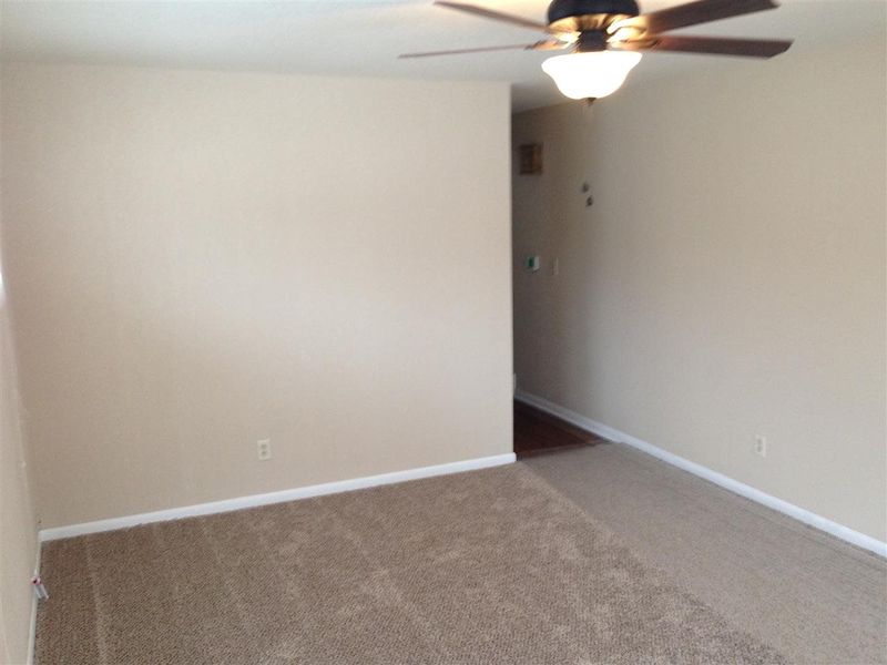 209 N Colby St, Valley Center, KS 67147